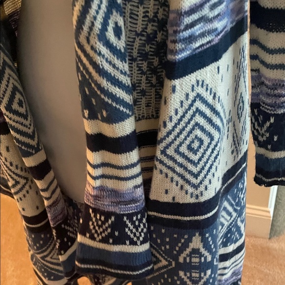 Geometric Patterned Open Front Cardigan - Picture 3 of 4